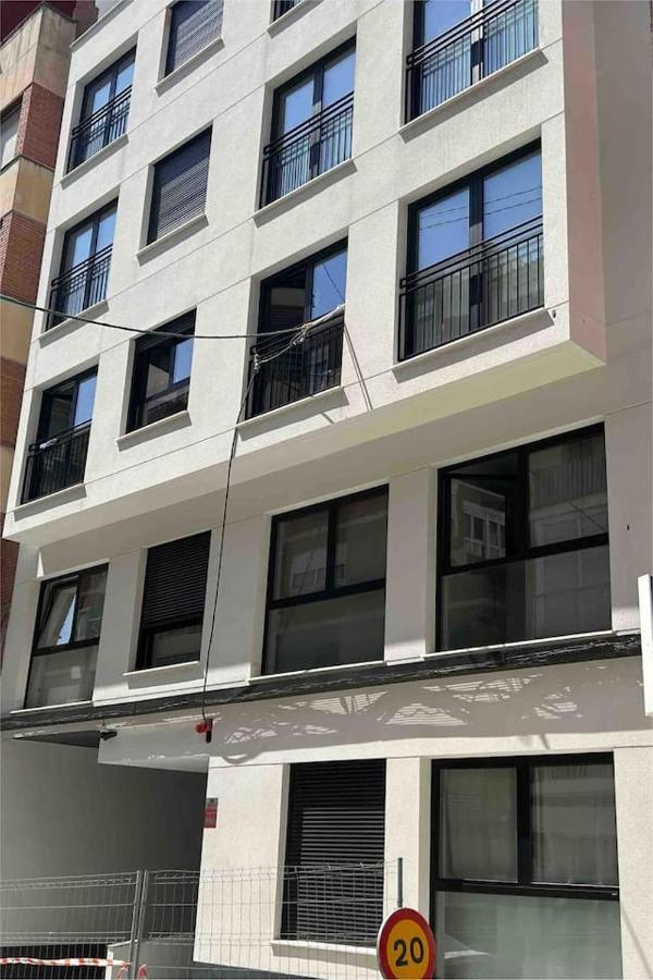 Apartamentos Breton 17 Suite Familiar Alicante Dış mekan fotoğraf